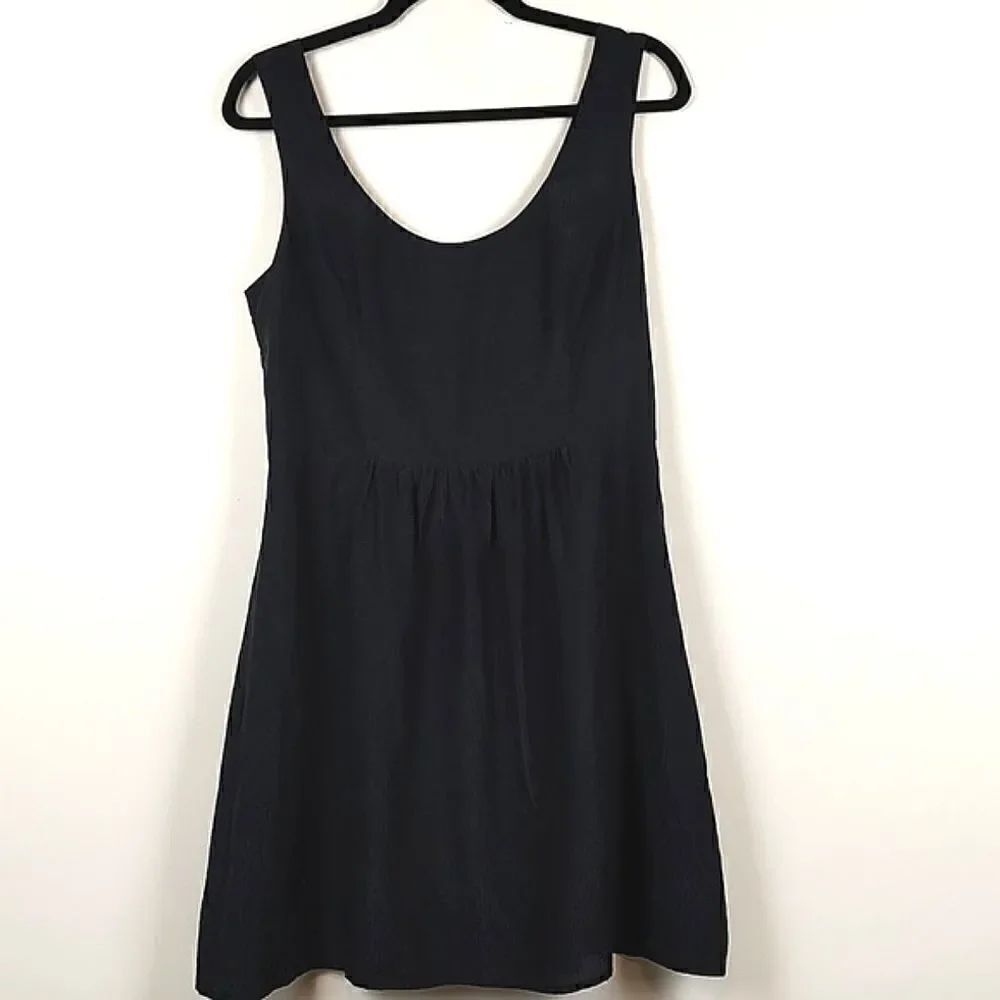 Vineyard Vines Little Black Dress Fit and Flare Size 8